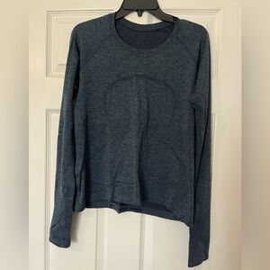 Lululemon Women’s Crop Long Sleeve